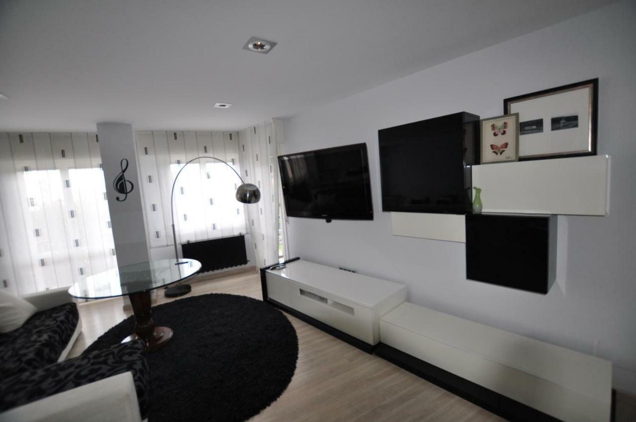 Black And White Suitte "Marques" Noja Exteriér fotografie